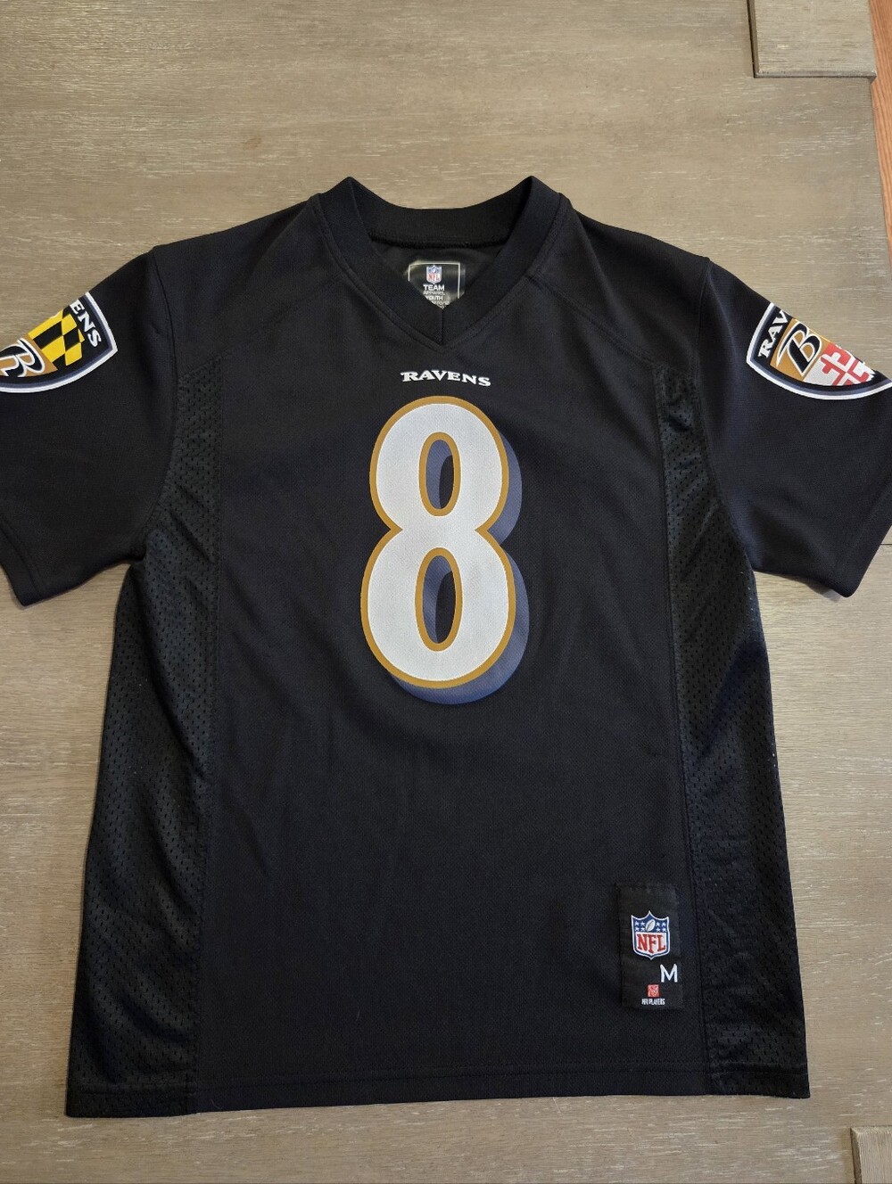 Lamar Jackson NFL Team Apparel Youth Medium Baltimore Ravens Black #8 NFL Jersey